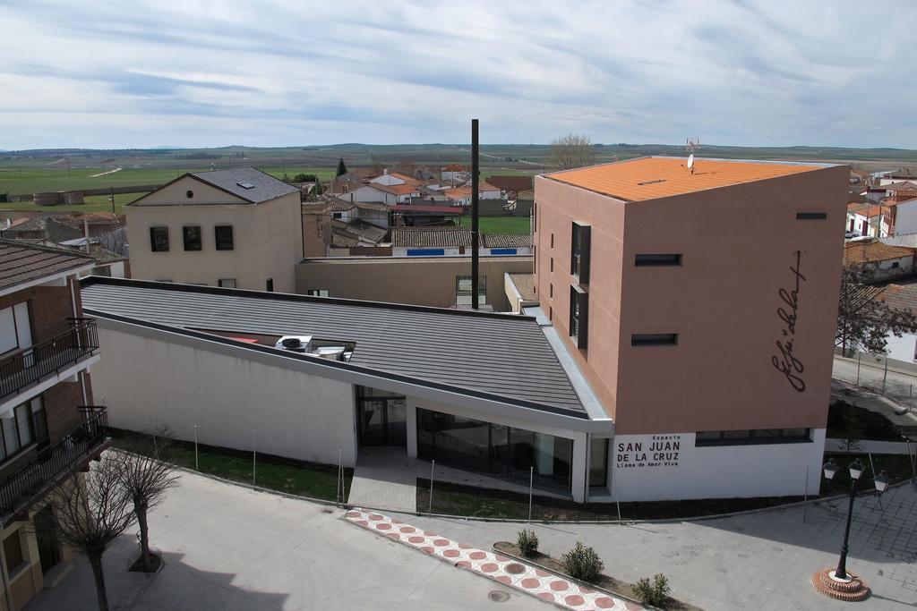 Posada San Juan De La Cruz Fontiveros Εξωτερικό φωτογραφία