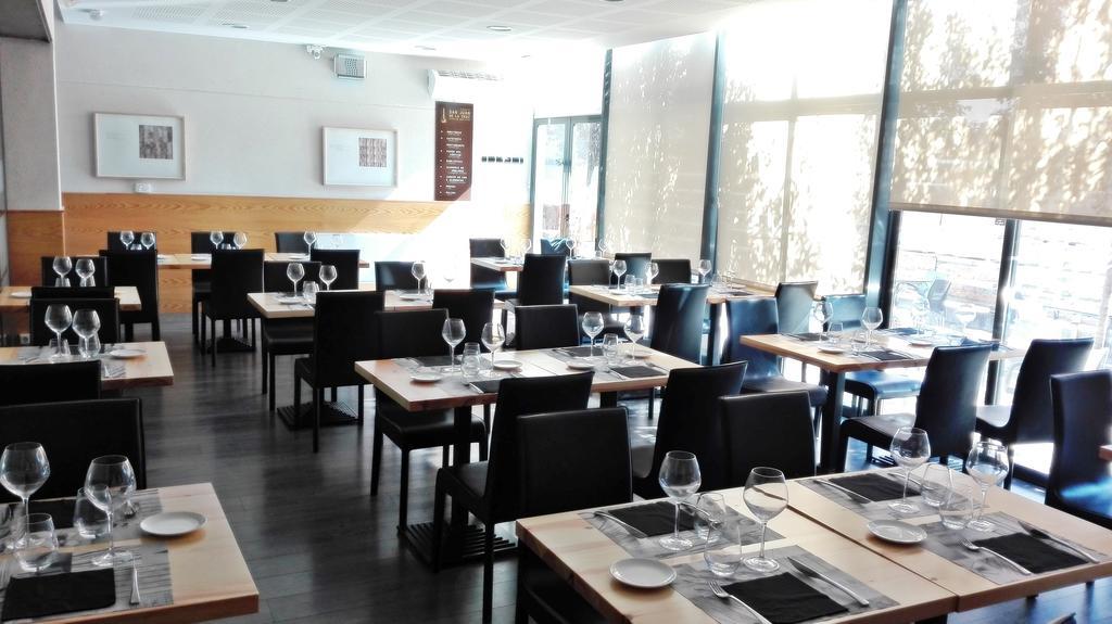 Posada San Juan De La Cruz Fontiveros Εξωτερικό φωτογραφία
